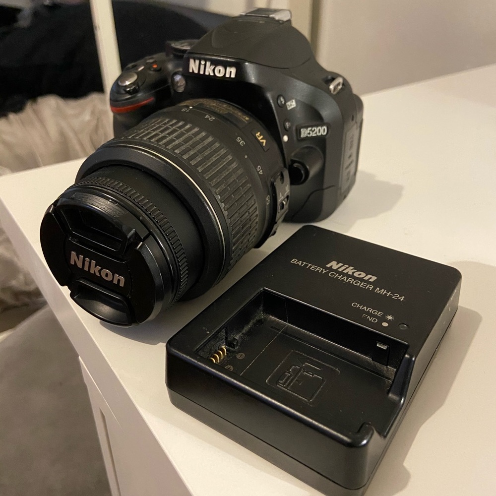 Nikon D5200